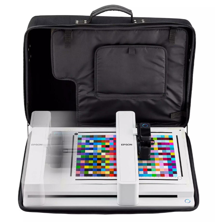 Az EPSON Auto Chart Reader nevű színmérő eszköze